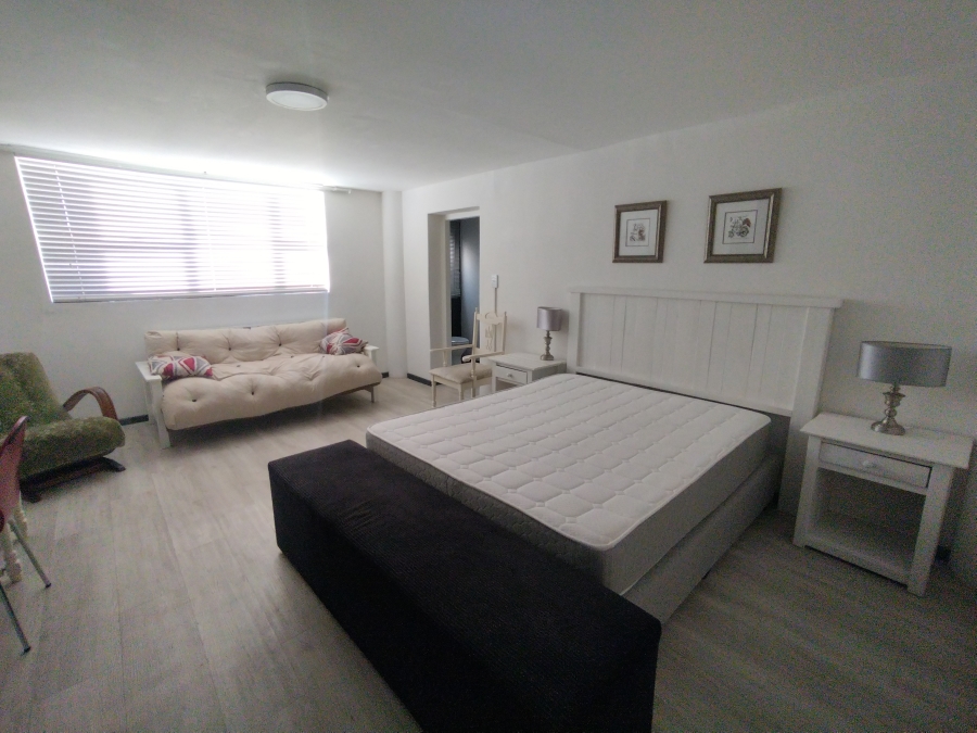 1 Bedroom Property for Sale in Villa Diamante Western Cape
